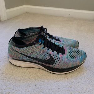 Nike Flyknit Racers multicolor UNISEX